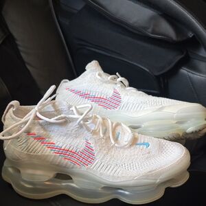 Nike Men's Air Max Scorpion Flyknit